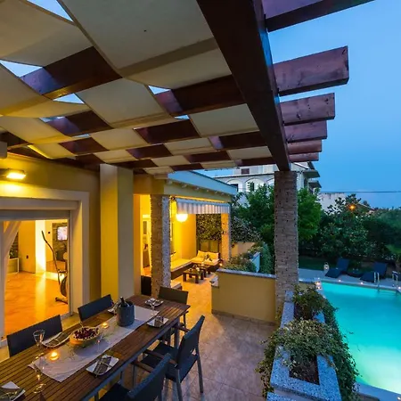 Villa Luna *